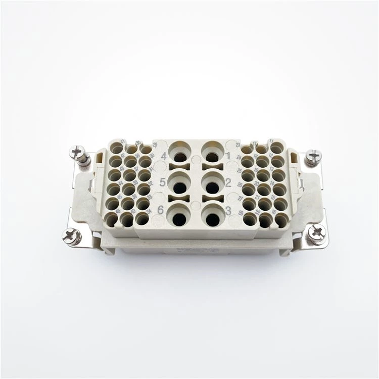 Conector industrial de 6 pinos
